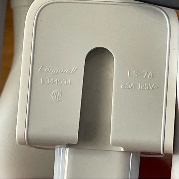 2-computer adapters - Picture 4 of 5